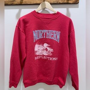 VTG Northern Reflections raspberry pink sweatshirt. Size medium